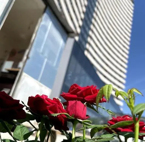 Tower 21 New And Unique 아파트 사라예보