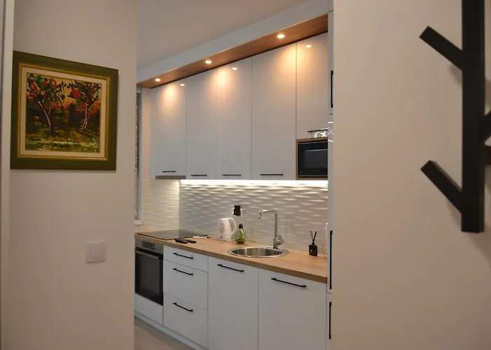 Tower 21 New And Unique *