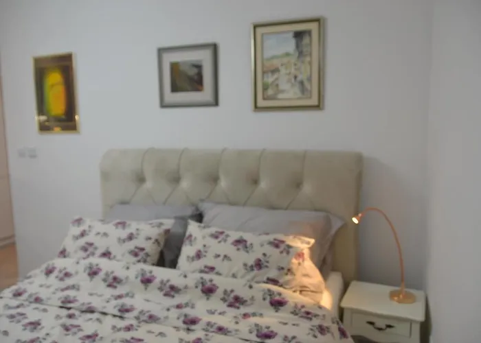 Tower 21 New And Unique 아파트 *