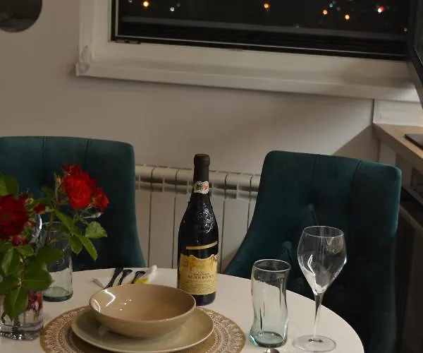 Tower 21 New And Unique *