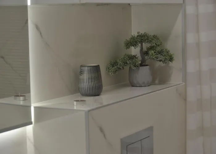 Tower 21 New And Unique 아파트 *