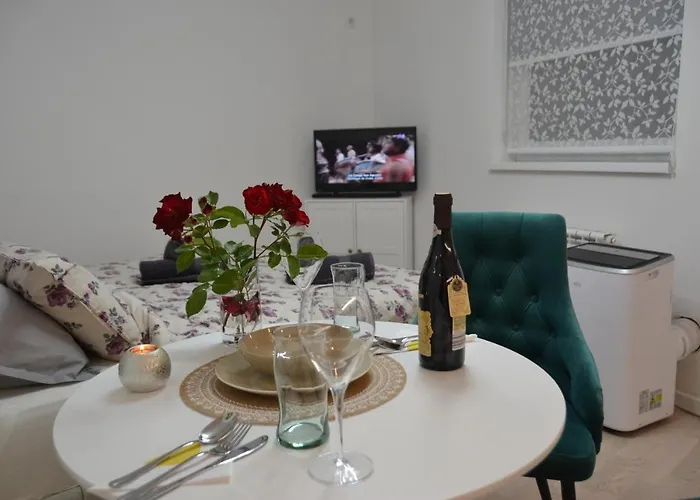 아파트 Tower 21 New And Unique