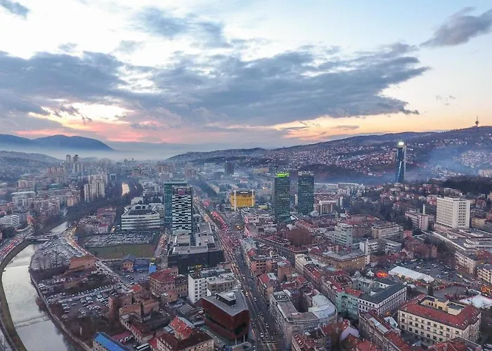 Tower 21 New And Unique 아파트 사라예보